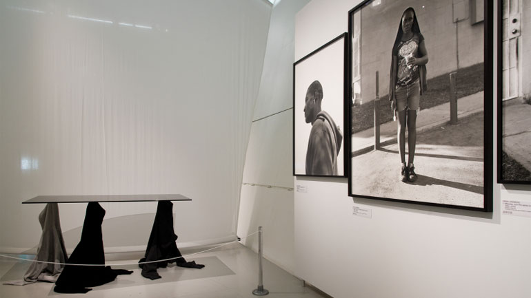 «The Hoodie», μια έκθεση στο Ρότερνταμ