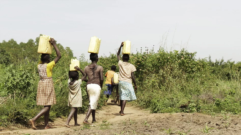 Φρίκη: Αποκεφάλισε τέσσερις ανθρώπους με ματσέτα – Παιδιά δύο από τα θύματα