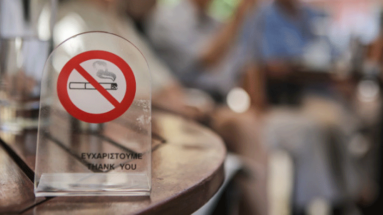 Θετική η ανταπόκριση πολιτών και επαγγελματιών στην εφαρμογή του αντικαπνιστικού νόμου