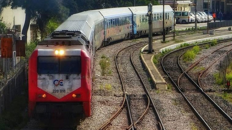 Αμαξοστοιχία παρέσυρε αυτοκίνητο στο Κιλελέρ – Ένας τραυματίας