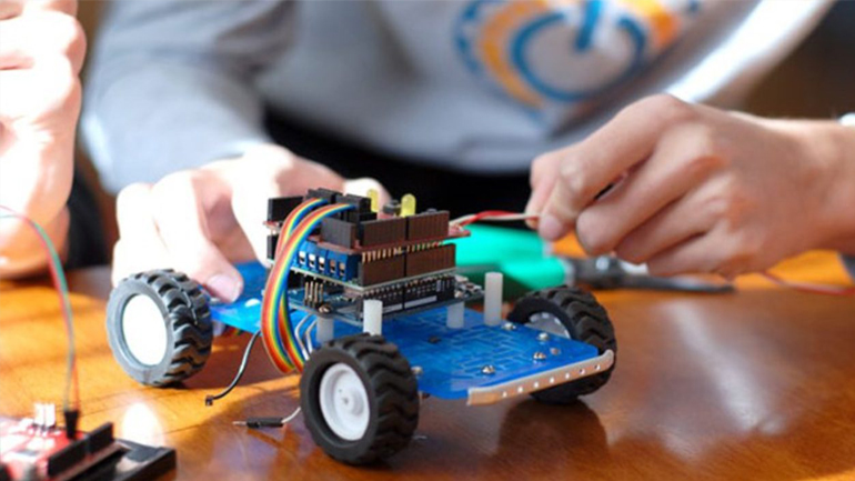 Χριστουγεννιάτικο Εργαστήρι Ρομποτικής στον Δήμο Κορδελιού  Ευόσμου