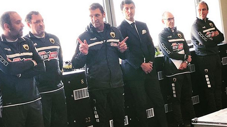 Καρέρα στους ποδοσφαιριστές της ΑΕΚ: «Θέλω να βλέπω παίκτες-μαχητές»