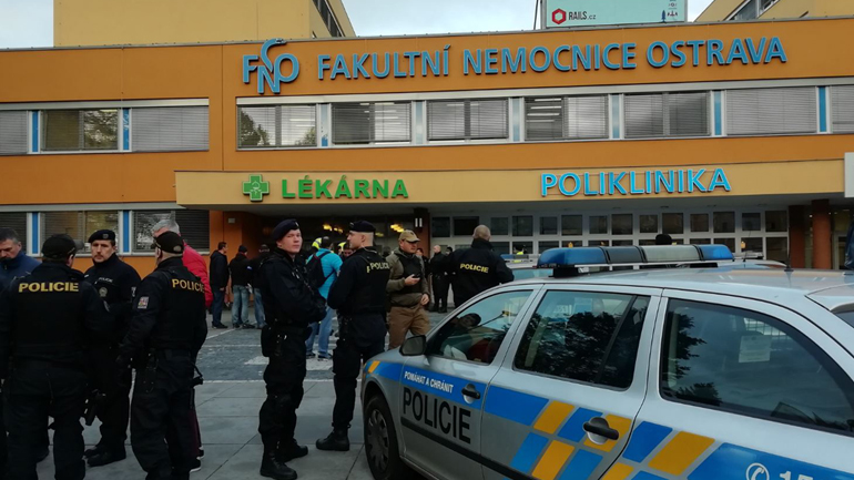 Μακελειό σε νοσοκομείο στην Οστράβα της Τσεχίας
