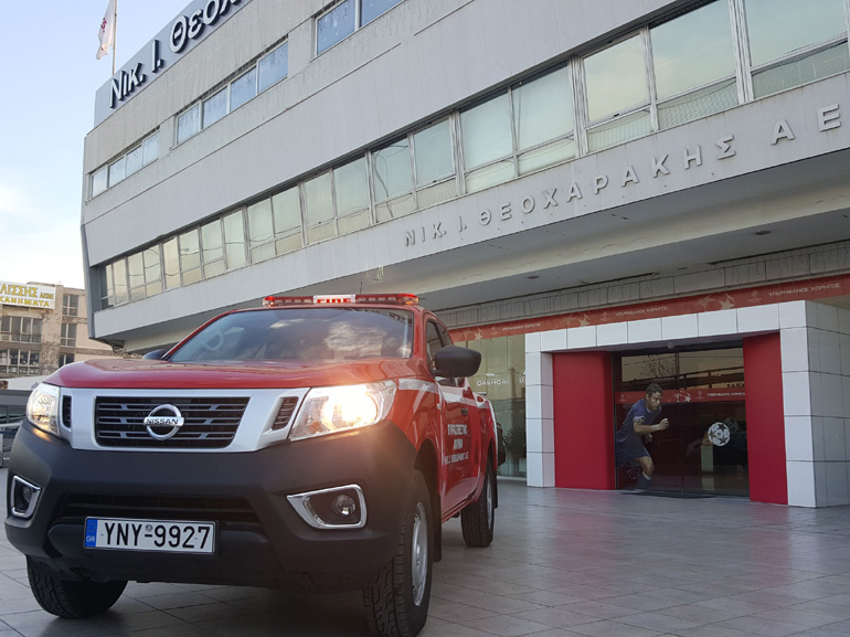 To πυροσβεστικό Nissan Navara διασκεύασε η εταιρεία Νικ. Ι. Θεοχαράκης