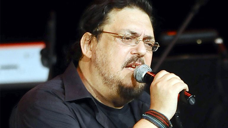 Λαυρέντης Μαχαιρίτσας: Tο πρώτο άλμπουμ μετά τον θάνατό του