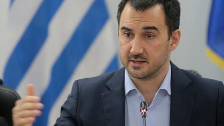 Χαρίτσης: «Eπιβαρύνσεις αντί για ελαφρύνσεις» επιφυλάσσει η επαναφορά των ασφαλιστικών κλάσεων