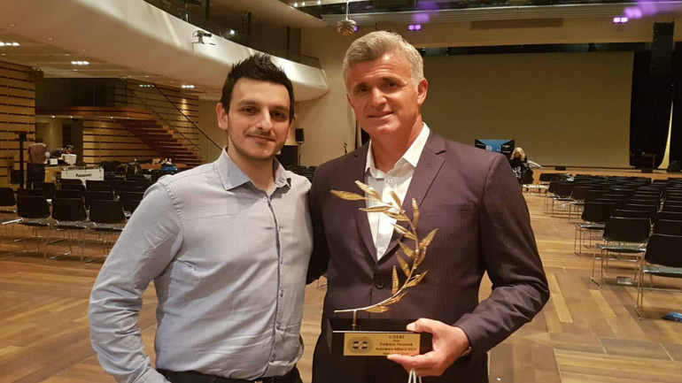 Απόστολος Τσιτσιπάς: «Αυτά τα βραβεία αποδεικνύουν ότι ο Στέφανος έχει φέρει το τένις στην Ελλάδα»