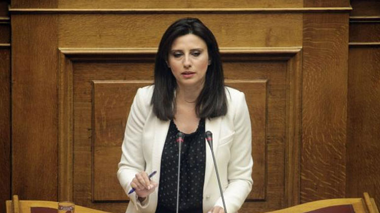 Σάλος για την ανάρτηση της Κασιμάτη στο Facebook