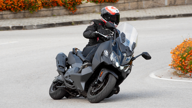 SYM Maxsym TL: Δυνατός παίκτης για το 2020 SYM Maxsym TL: Δυνατός παίκτης για το 2020