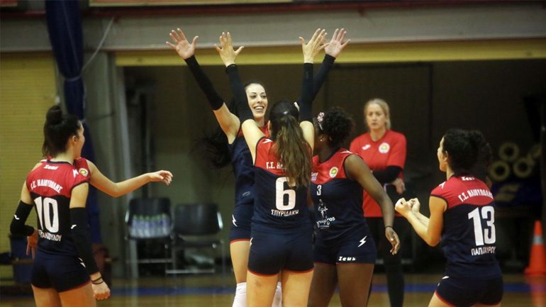 Βόλεϊ: Εύκολο «τρίποντο» του ΑΟ Θήρας στην Ηλιούπολη
