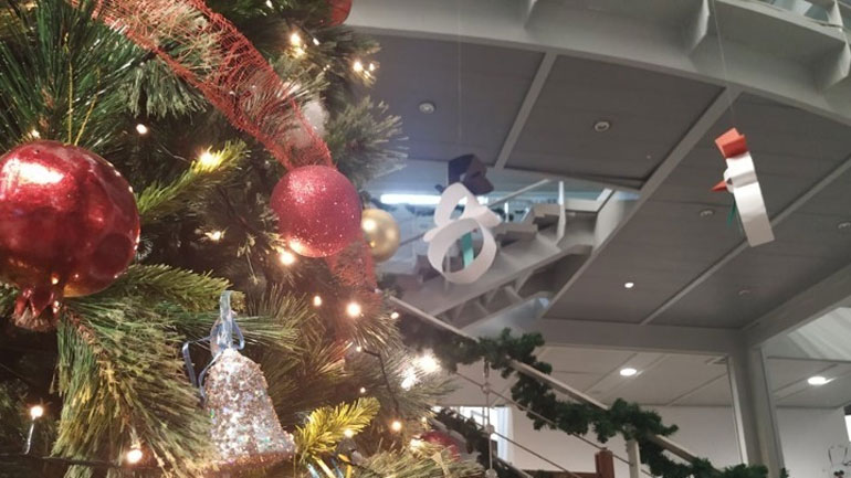 Χριστουγεννιάτικη γιορτή και φιλανθρωπικό vintage bazaar στο Τελλόγλειο