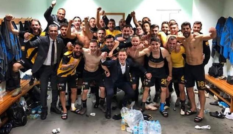 ΑΕΚ: Ο Καρέρα ζήτησε από τους παίκτες του να βγάλουν πανηγυρική φωτογραφία!