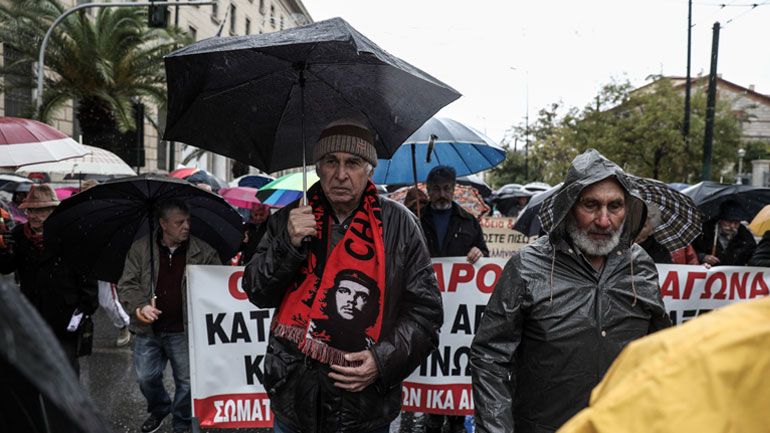 Ολοκληρώθηκε η πορεία των συνταξιούχων -Πραγματοποιείται συνάντηση με κυβερνητικά στελέχη