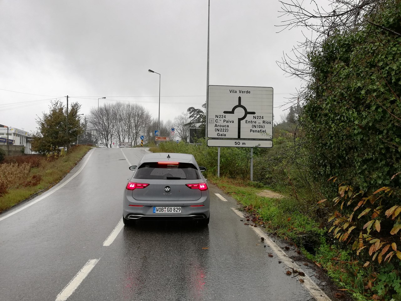 Αυτό το γκρι μεταλλικό χρώμα ταιριάζει ιδανικά στο νέο Golf