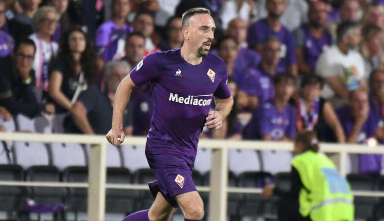 Φιορεντίνα: Χειρουργήθηκε επιτυχώς ο Ριμπέρι