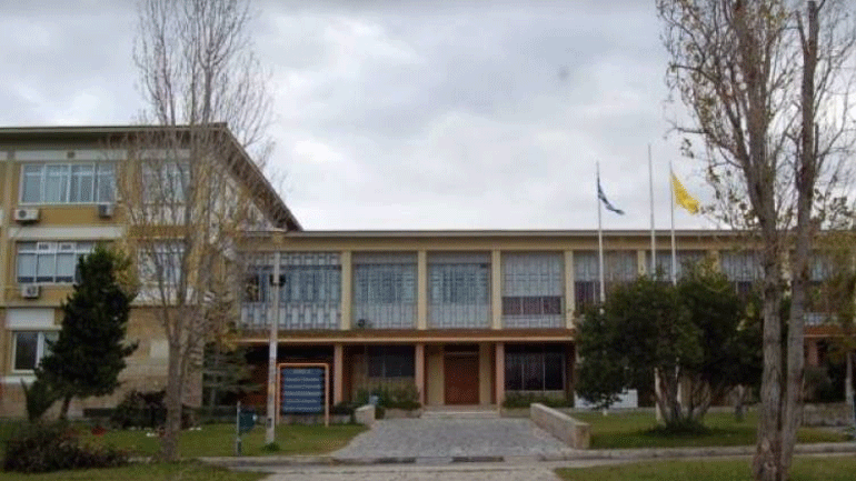 Απάντηση των φοιτητών του ΔΠΠΝΤ στον Πρόεδρο του τμήματος