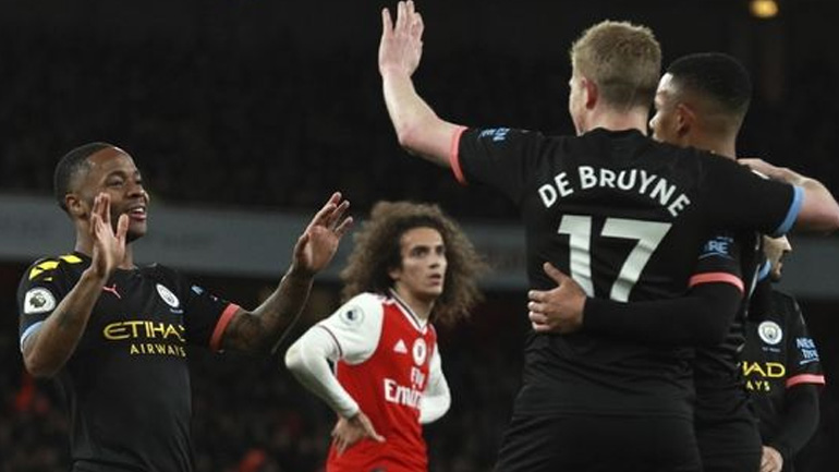 Αγγλία: Έκανε πάρτι στο Λονδίνο η Σίτι, 3-0 την Άρσεναλ