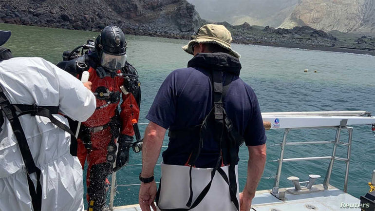 Έκρηξη ηφαιστείου στη Νέα Ζηλανδία: Οι δύτες δεν βρήκαν τα πτώματα των δύο τελευταίων αγνοουμένων