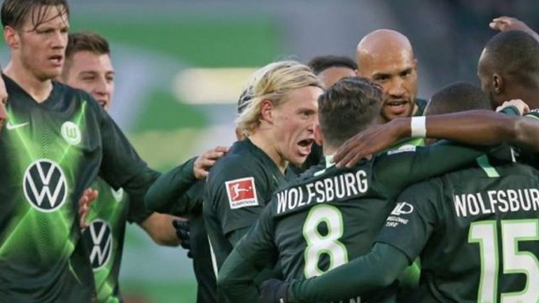 Γερμανία: Η Βόλφσμπουργκ «γκρέμισε» την Γκλάντμπαχ από την κορυφή