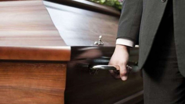 Λεμεσός: Μπέρδεψαν τα φέρετρα κι έστειλαν λάθος νεκρό σε κηδεία