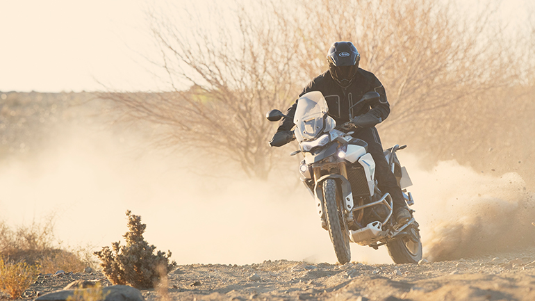 Triumph Tiger 900: H εξέλιξη του βρετανικού Adventure