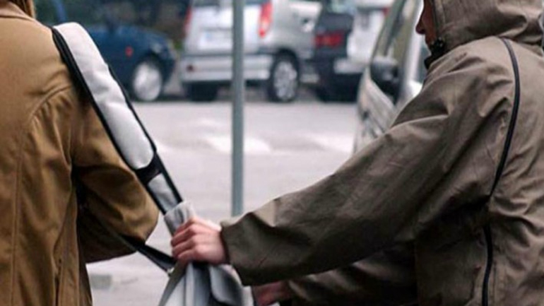 Αυτοί είναι οι «τσαντάκηδες» της Αττικής