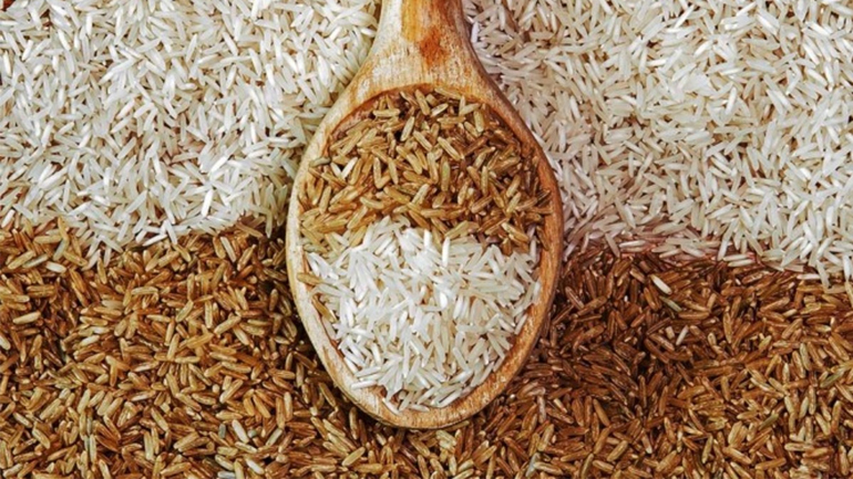 Καστανό ρύζι ή λευκό; Ποιο είναι πιο υγιεινό 