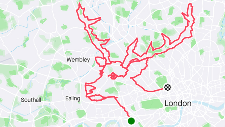 Έκανε 9 ώρες ποδήλατο για να σχεδιάσει έναν τάρανδο στον χάρτη