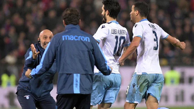 Με επική ανατροπή η Λάτσιο, 2-1 την Κάλιαρι