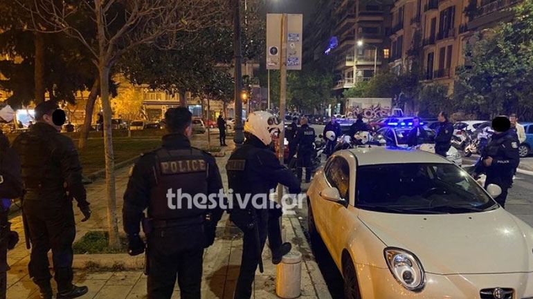 Γεωργιανός άνοιξε πυρ δίπλα στο χριστουγεννιάτικο χωριό της Θεσσαλονίκης