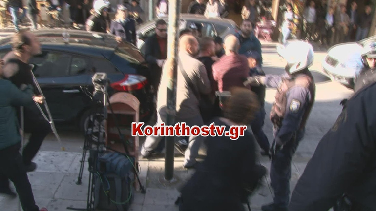 Οργή για τους δολοφόνους της 73χρονης: Παραλίγο να λιντσάρουν τους δράστες