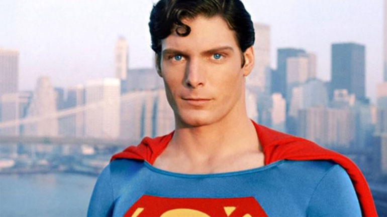 ΗΠΑ: Σχεδόν 200.000 δολάρια πωλήθηκε σε δημοπρασία η πρώτη κάπα του Σούπερμαν