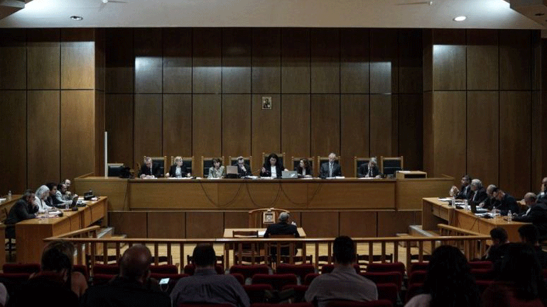 Δίκη Χρυσής Αυγής: Μετατροπή της κατηγορίας για τις επιθέσεις σε ΠΑΜΕ και Αιγύπτιους ψαράδες ζήτησε η εισαγγελέας