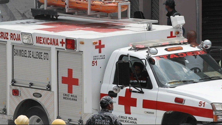 Μεξικό: Τουλάχιστον 14 νεκροί από σύγκρουση φορτηγού με λεωφορείο που μετέφερε μια οικογένεια τουριστών