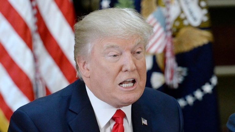 Αθώος δηλώνει ο Τραμπ ενόψει της ιστορικής ψηφοφορίας για την παραπομπή του