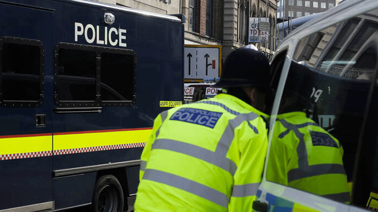 Επίθεση με μαχαίρι στο Μπέρμιγχαμ – Δύο τραυματίες