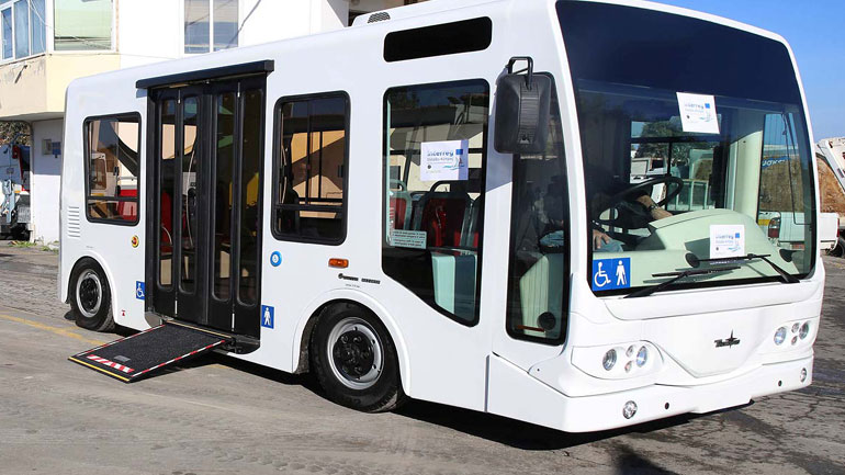 Στο αμαξοστάσιο του δήμου το πρώτο ηλεκτροκίνητο λεωφορείο του Ηρακλείου
