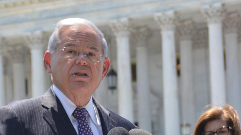 Γερουσιαστής Μενέντεζ: «Νέα ημέρα ξημερώνει για τις ελληνοαμερικανικές σχέσεις» Γερουσιαστής Μενέντεζ: «Νέα ημέρα ξημερώνει για τις ελληνοαμερικανικές σχέσεις»