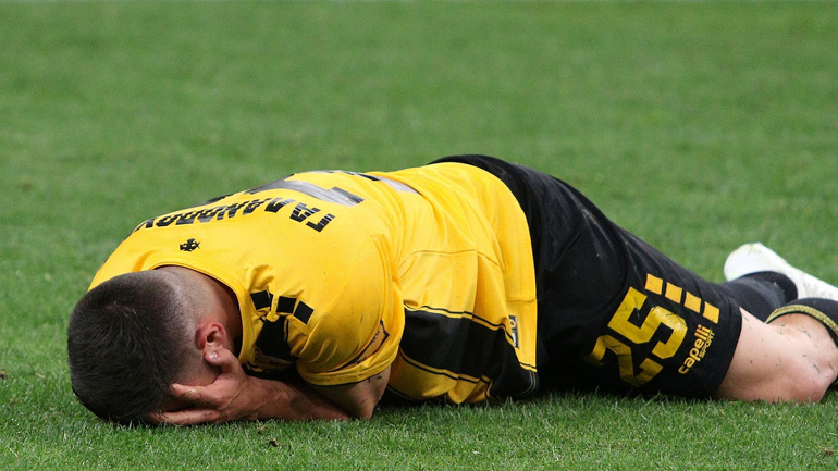 ΑΕΚ: Αρθροσκόπηση ο Γαλανόπουλος