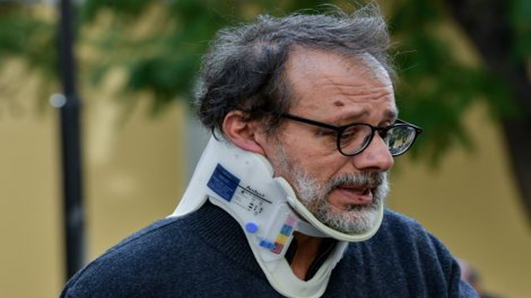 Αναβλήθηκε η δίκη των συλληφθέντων στο Κουκάκι – Στο Αυτόφωρο ο σκηνοθέτης και οι δύο γιοι του