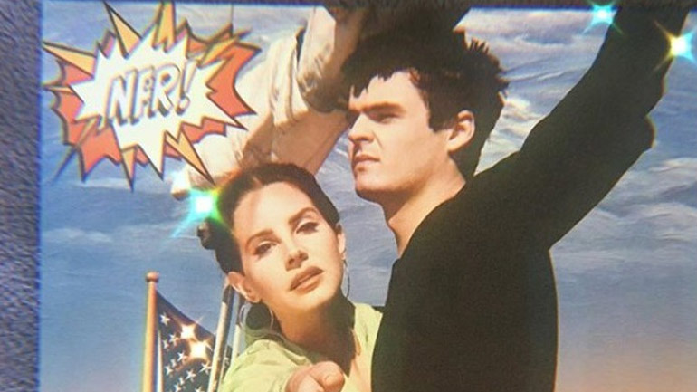 Ο εγγονός του Τζακ Νίκολσον, Ντιουκ στο εξώφυλλο του άλμπουμ της Λάνα ντελ Ρέι