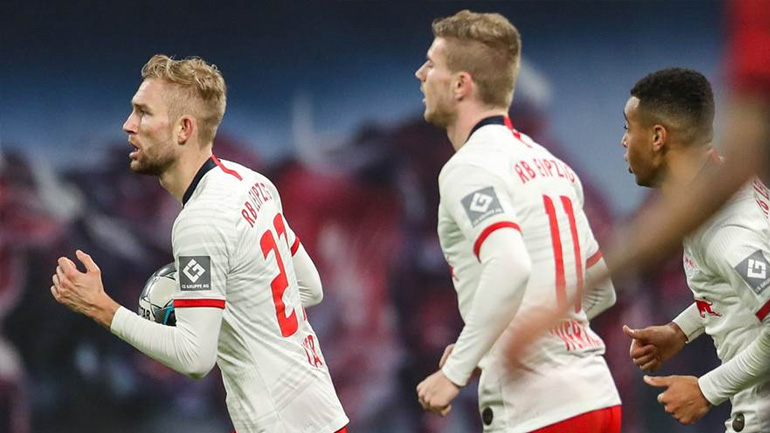 Πρωταθλήτρια χειμώνα η Λειψία, 3-1 την Άουγκσμπουργκ