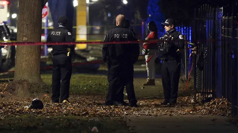 Συνελήφθησαν δύο ύποπτοι για τους πυροβολισμούς σε πάρτι στο Σικάγο