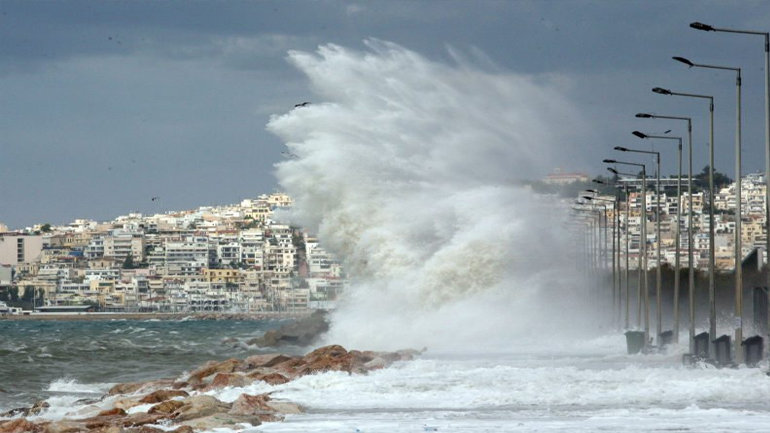 Κύμα κακοκαιρίας με ισχυρές βροχές και θυελλώδεις ανέμους μέχρι 9 μποφόρ