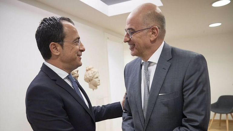 Αθήνα – Λευκωσία συντονίζονται στον ίδιο στόχο – Συνάντηση Δένδια – Χριστοδουλίδη