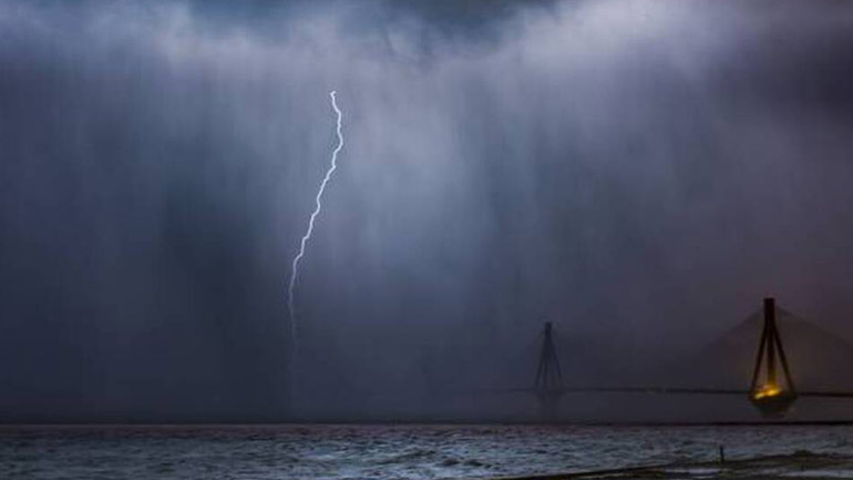 Όταν ο κεραυνός χτύπησε τη Γέφυρα Ρίου-Αντιρρίου