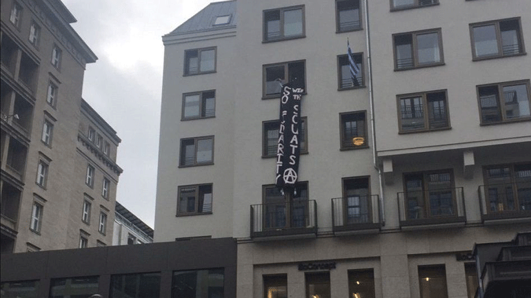 Κατάληψη στο γραφείο του ελληνικού Προξενείου στο Βερολίνο