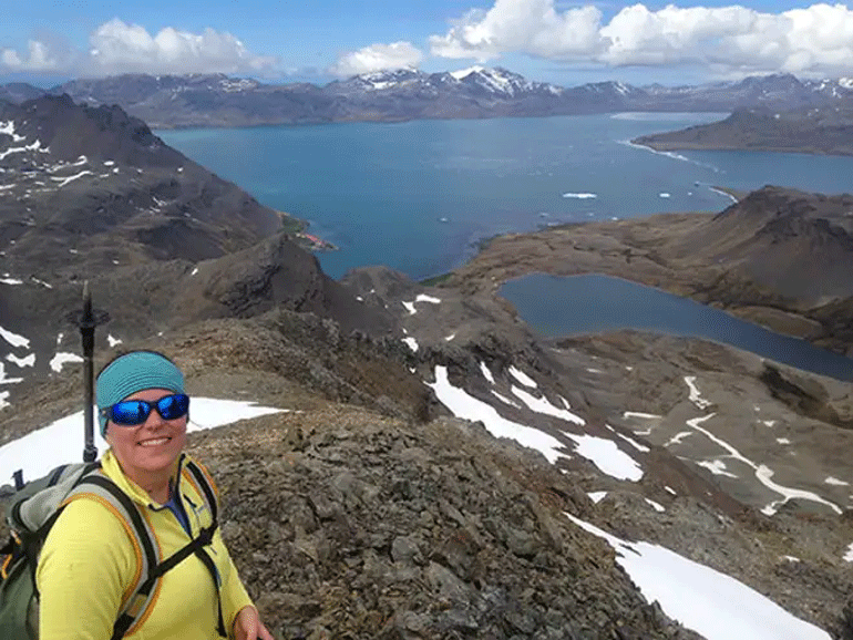Η 37χρονη σεφ Σάρα Κλαρκ
