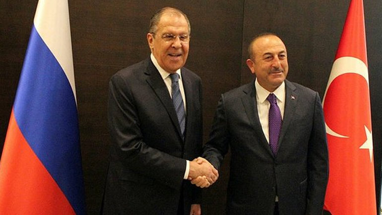 Τηλεφωνική επικοινωνία Λαβρόφ – Τσαβούσογλου για Συρία και Λιβύη