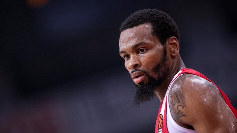 Αποχώρησε ο Πάντερ από τον Ολυμπιακό